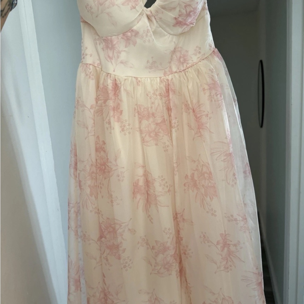 Chic Asymmetrical Pink and Cream Dress
